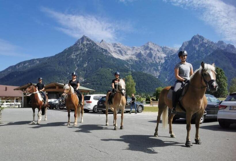 Landhotel Strasserwirt