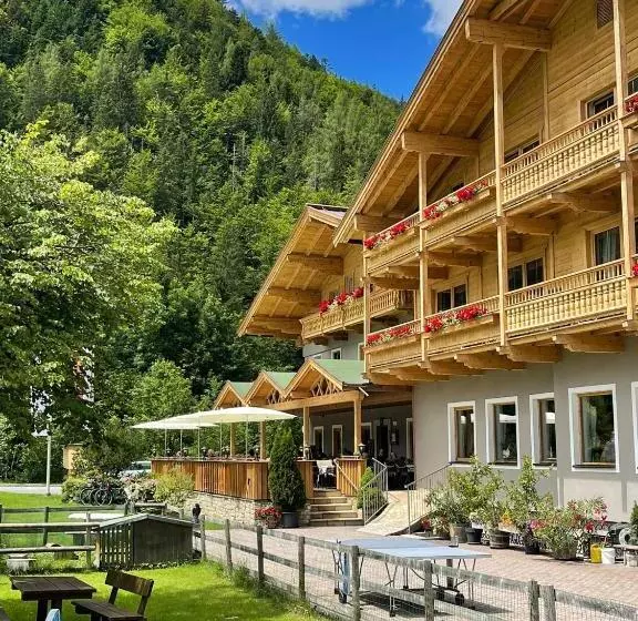 Landhotel Strasserwirt