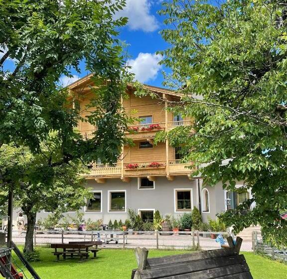 Landhotel Strasserwirt