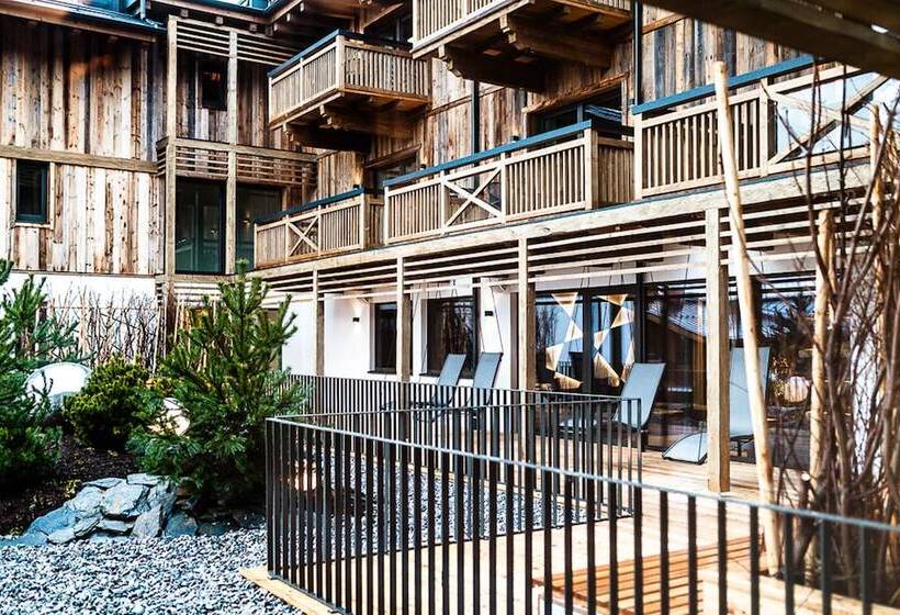 Stockinggut By Avenida Hotel & Residences