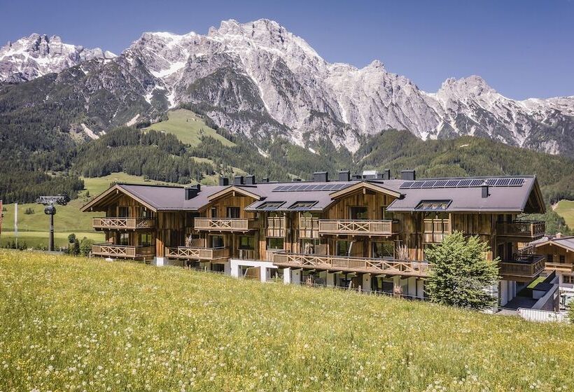 Stockinggut By Avenida Hotel & Residences