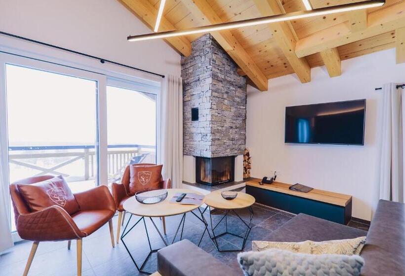 Stockinggut By Avenida Hotel & Residences