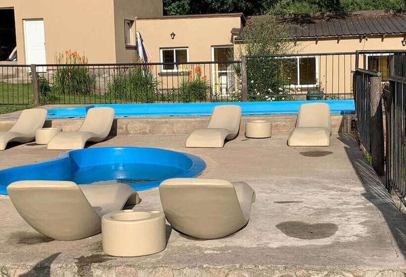 Hotel Los Carolinos By Dot Cabana