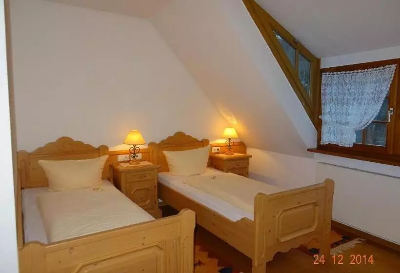 ペンション Wasserstelz Historisches Genusshotel & Restaurant Am Rhein