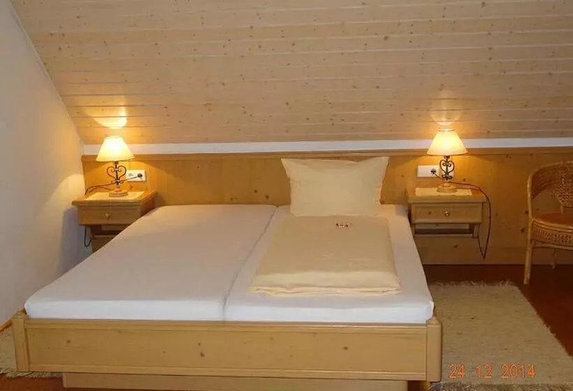 ペンション Wasserstelz Historisches Genusshotel & Restaurant Am Rhein