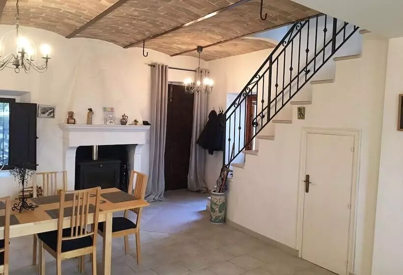 Residenssi Large Medieval House In National Park, Super View