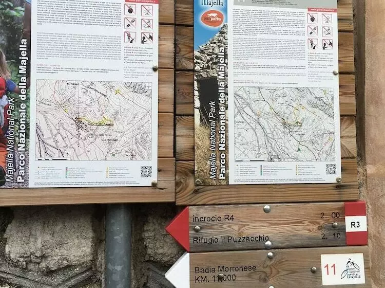 Residenssi Large Medieval House In National Park, Super View