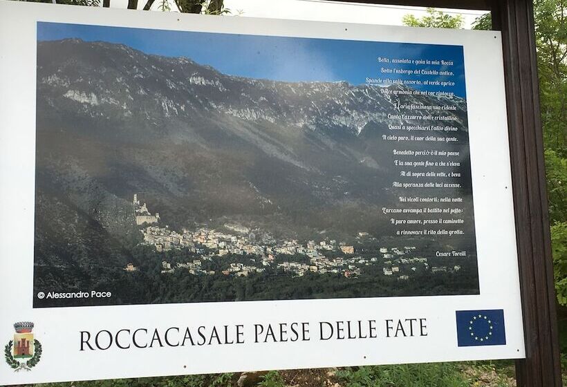 Резиденция Large Medieval House In National Park, Super View