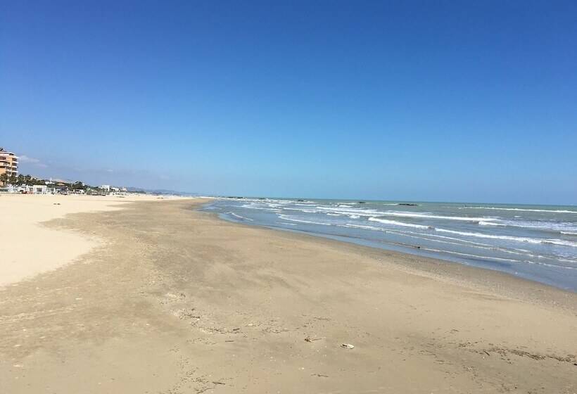 Резиденция Large Medieval House In National Park, Super View