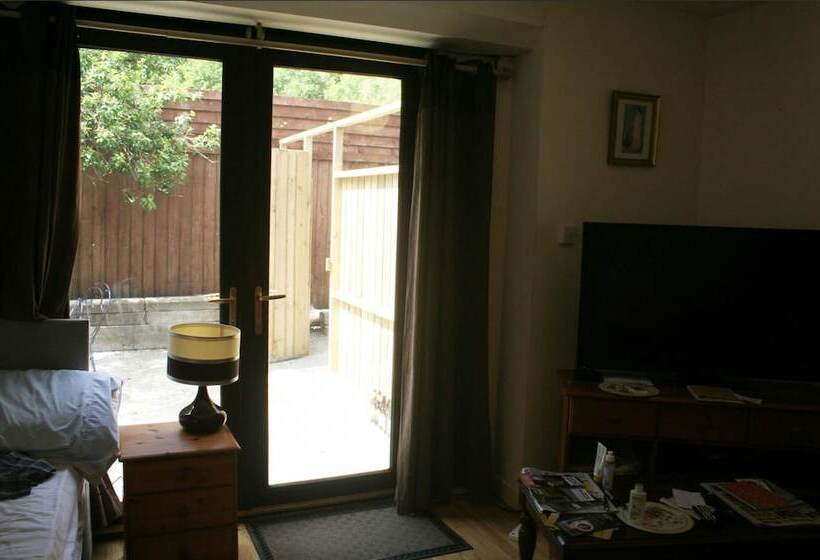 The Nook Farm Park Stay With Hot Tub, Bbq & Fire Pit