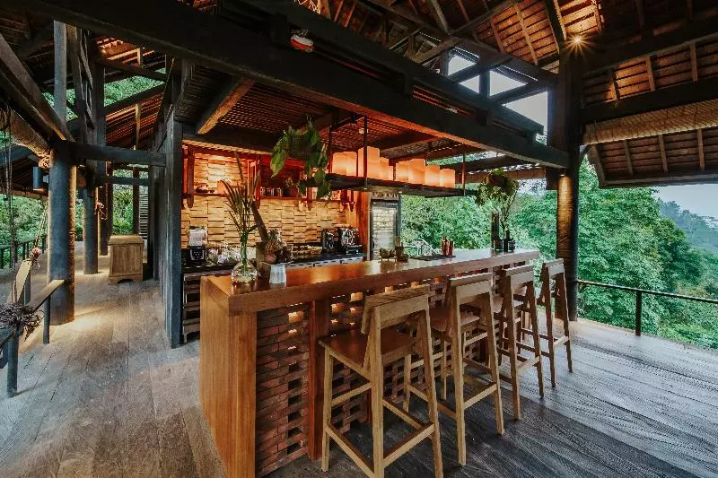 Hotelli Buahan, A Banyan Tree Escape