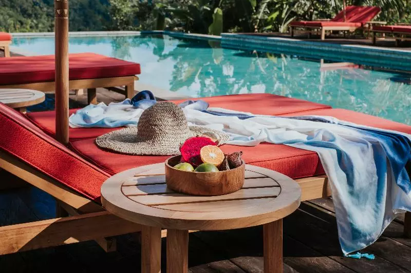 Hotelli Buahan, A Banyan Tree Escape