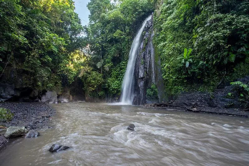 Hotelli Buahan, A Banyan Tree Escape
