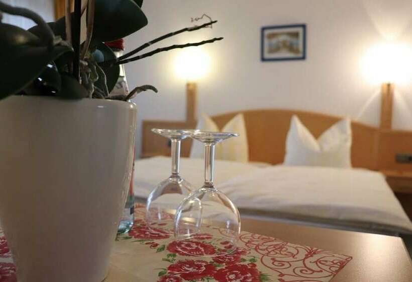 펜션 Gasthaus Augenstein