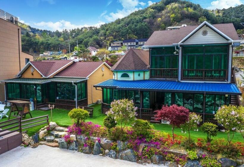 Gapyeong Lagostheme Pension