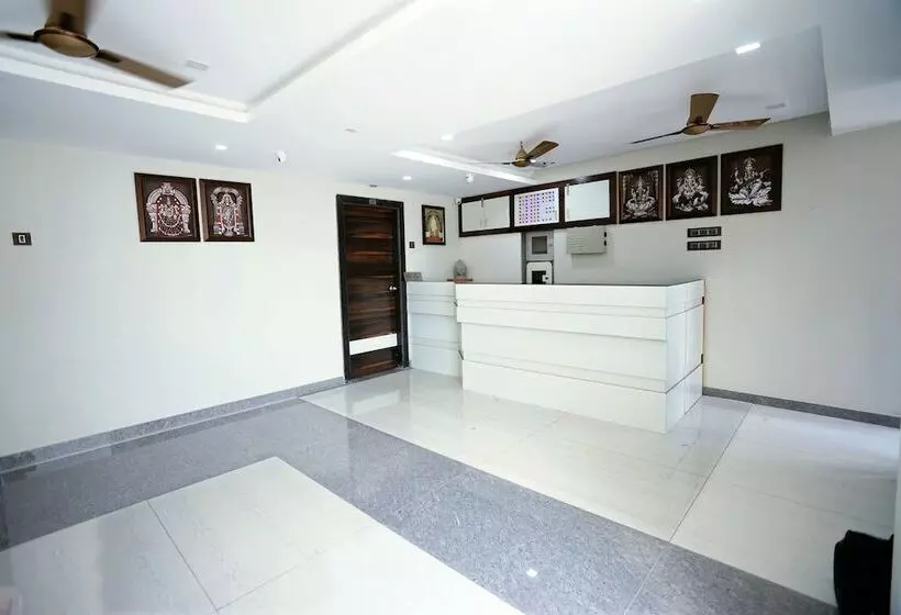 ホテル Sai Lodge