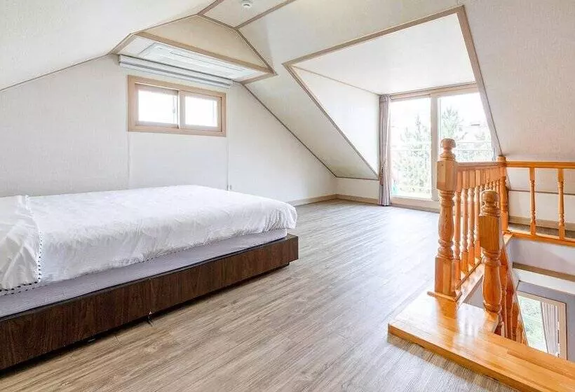 Jeju Badagreen Pension