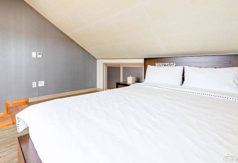 Jeju Badagreen Pension