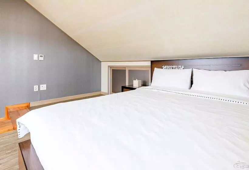 Jeju Badagreen Pension