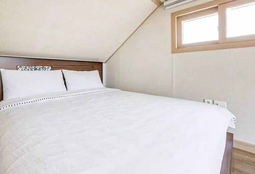 Jeju Badagreen Pension