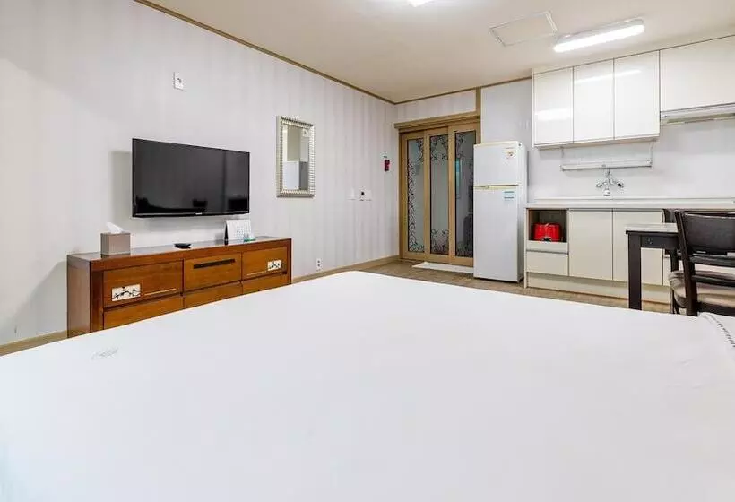 Jeju Badagreen Pension