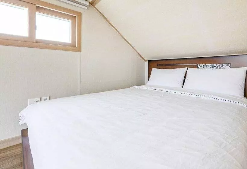 Jeju Badagreen Pension