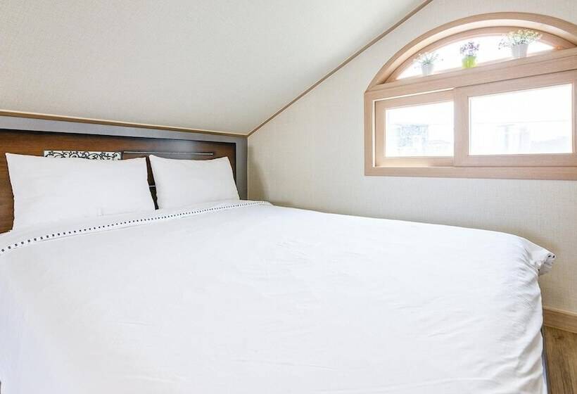 Jeju Badagreen Pension