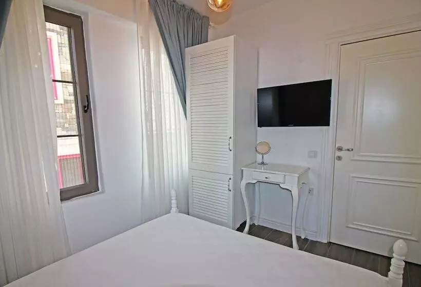 Otel Meryem Ana Bozcaada