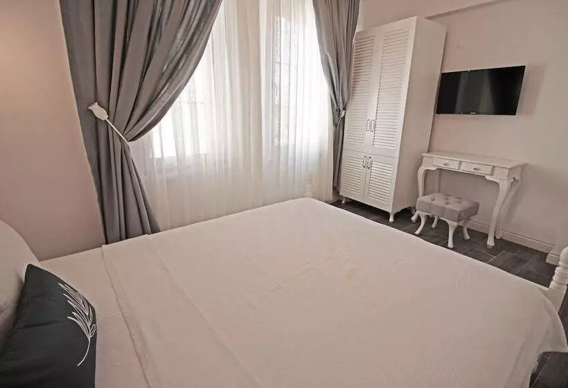 Otel Meryem Ana Bozcaada