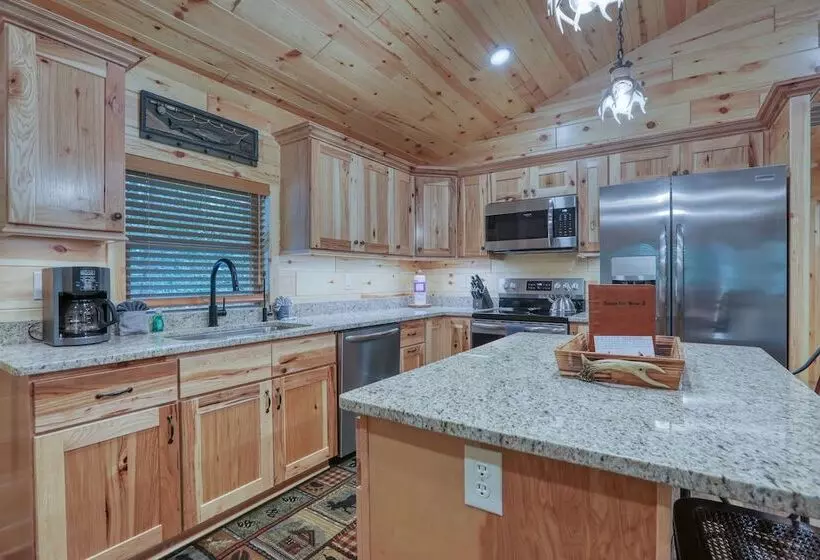 Beside Still Water 2   2 Bedrooms, 2 Baths, Sleeps 6 Home By Redawning