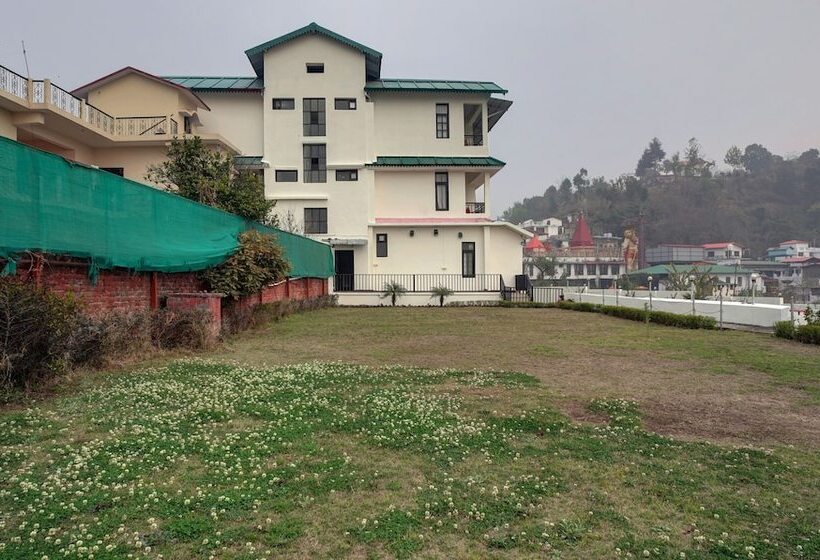 Отель Treebo Spring Birds