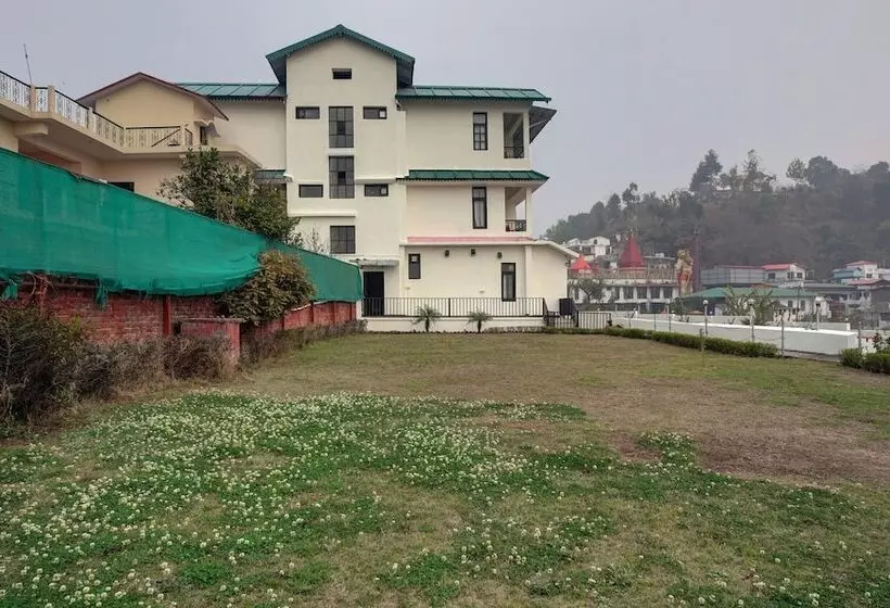 Hotelli Treebo Spring Birds