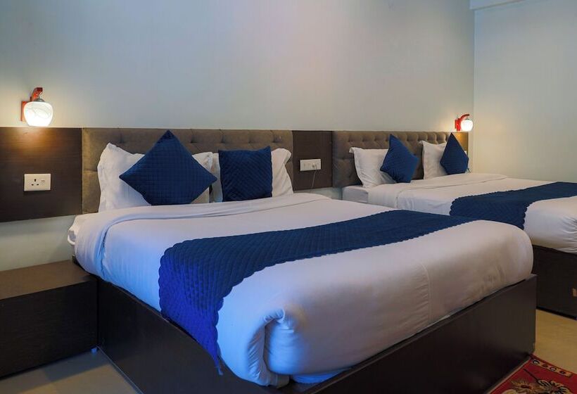 Hotel Treebo Spring Birds