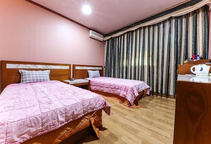 Motel Dangjin Kkumui Gungjeon