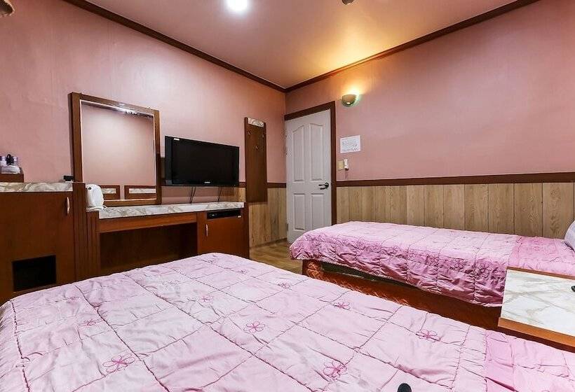 Motel Dangjin Kkumui Gungjeon