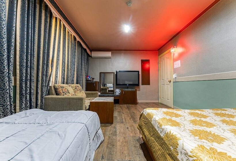 מוטל Dangjin Kkumui Gungjeon