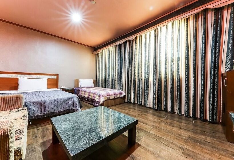 Motel Dangjin Kkumui Gungjeon