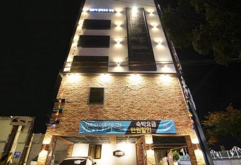 مُتل Jinju Hotel The Cloud