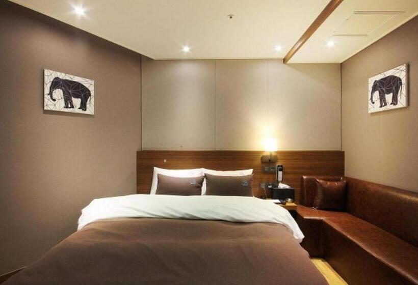 مُتل Jinju Hotel The Cloud