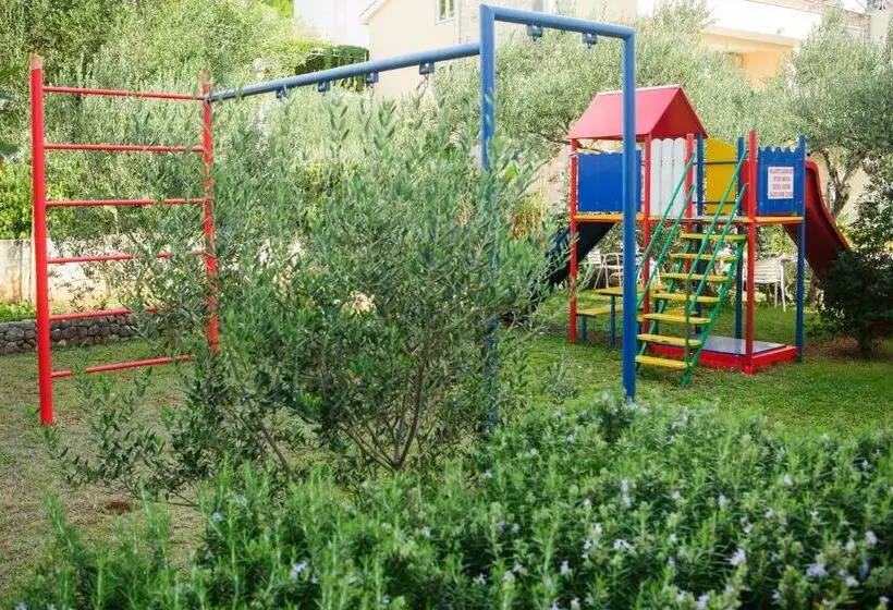 Majatalo Room In Bb   Delightfull Room For 2