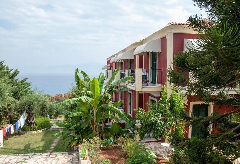 Room In Bb Apraos Bay Hotel In Kalamaki Beach, 100m From The Lovely Sandy Beach