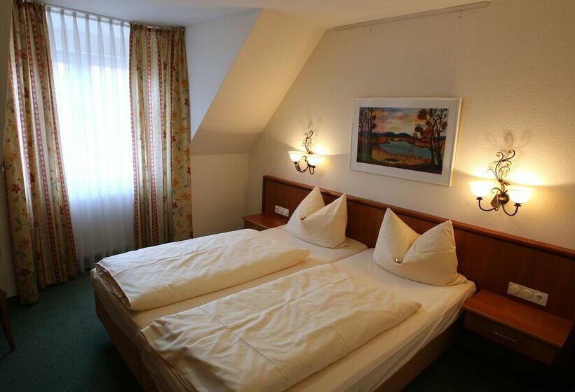 Hotel & Weingut Artur Steinmann