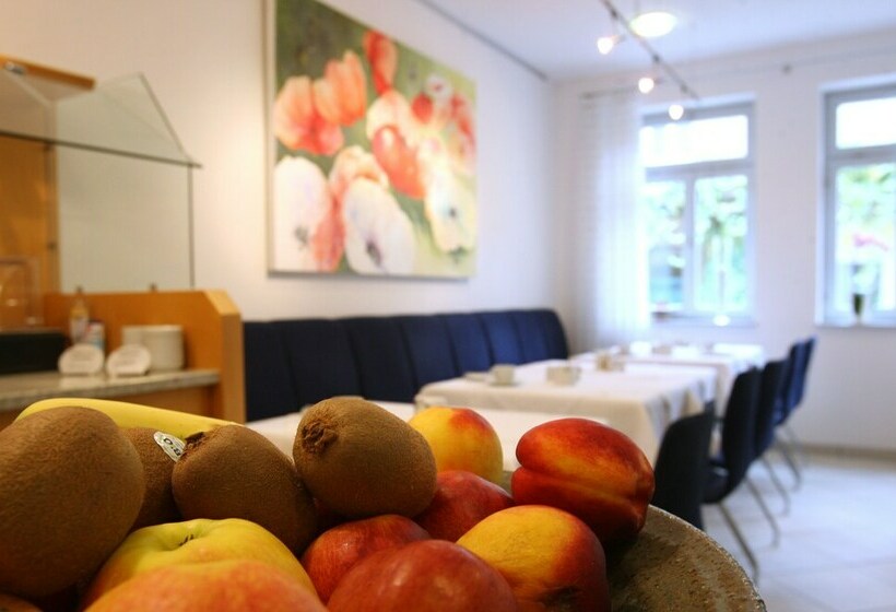 Hotel & Weingut Artur Steinmann