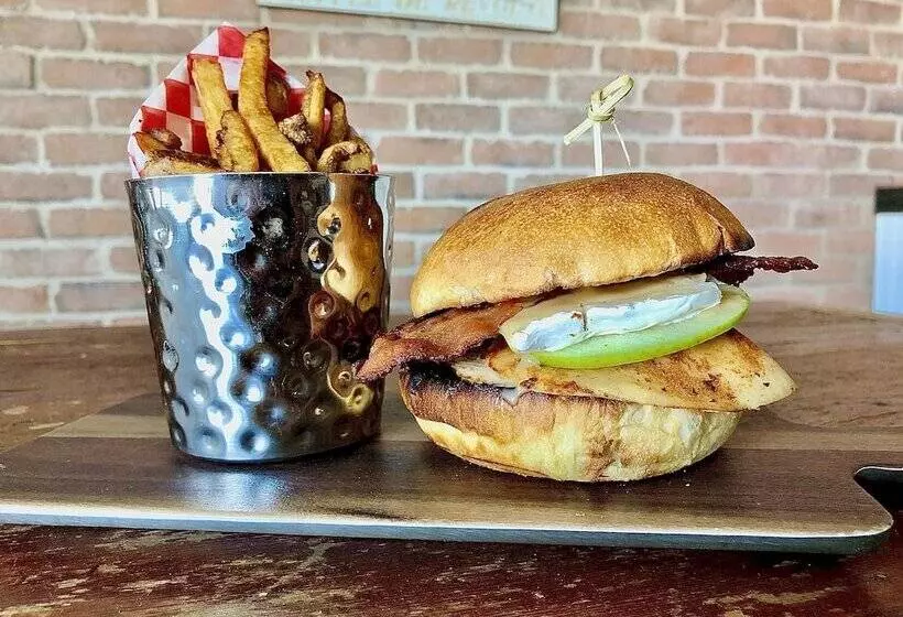 Hotelli Auberge Le Caribou