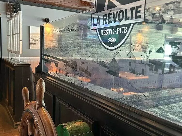 Hotelli Auberge Le Caribou