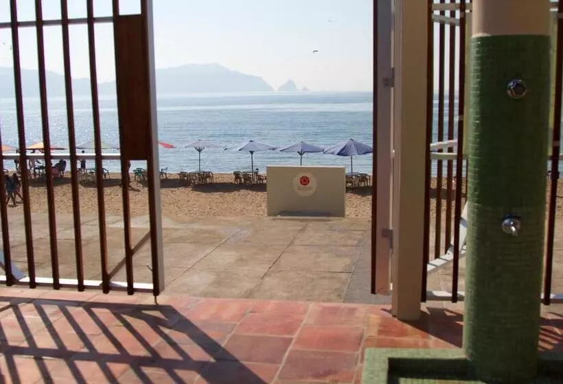 ホテル Bungalows Las Arenas