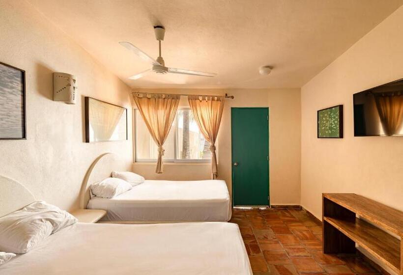 Отель Bungalows Las Arenas