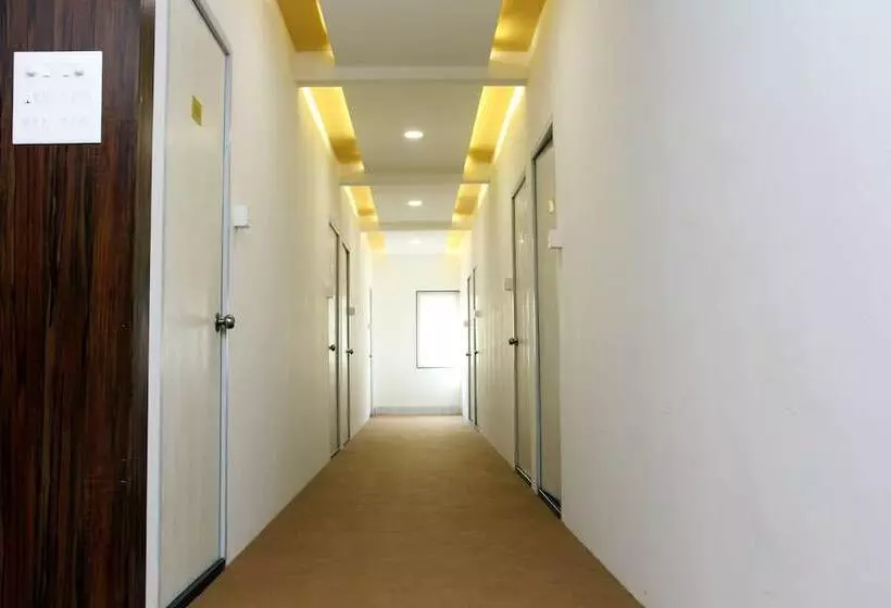 ホテル Choice Guest House Pune