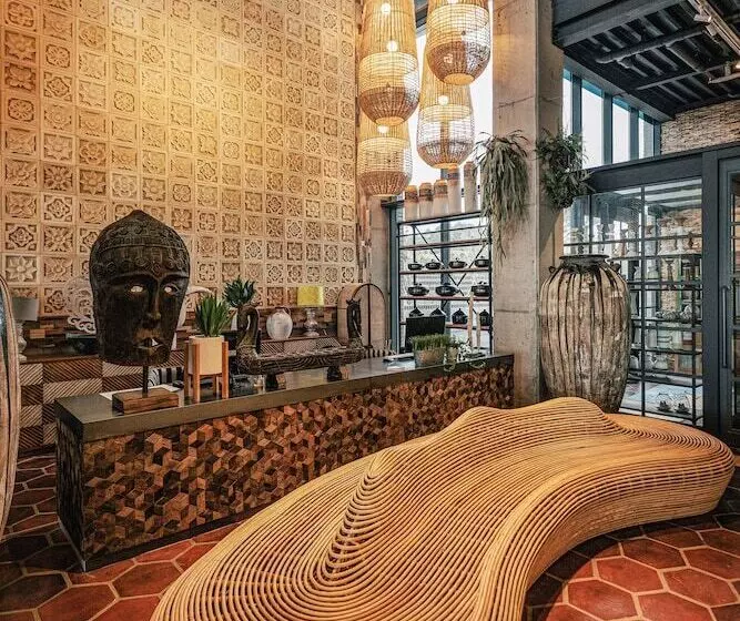 Hotelli Tropical Hideaway