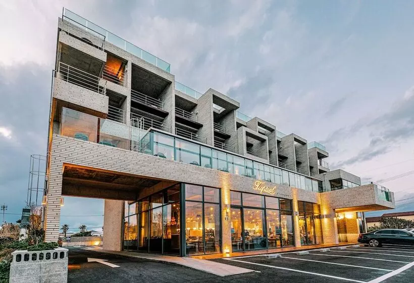 Hotelli Tropical Hideaway